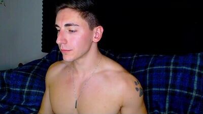 zach_rhyder public webcam profile photo 2