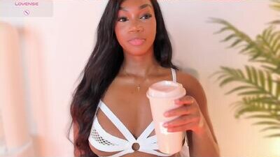 zahaara public webcam profile photo 7