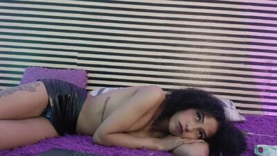 zairamazal public webcam profile photo 2