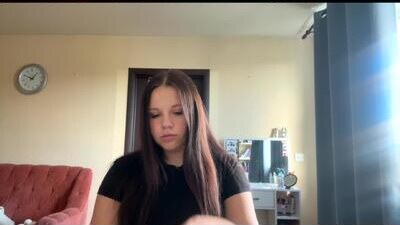 zanaestrin public webcam profile photo 5