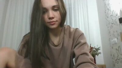 zarainlove public webcam profile photo 3