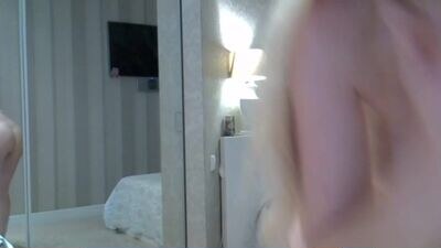 zarinaswift public webcam profile photo 2