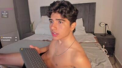 zayotto public webcam profile photo 4