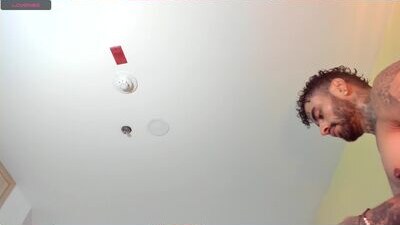 zeek_crux01 public webcam profile photo 8