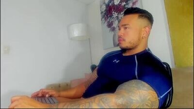 zeus_strong93