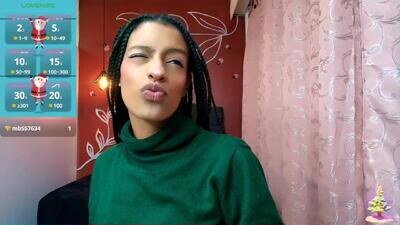 zia_green public webcam profile photo 2