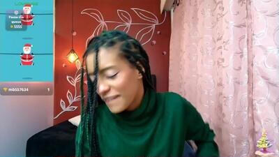 zia_green public webcam profile photo 3