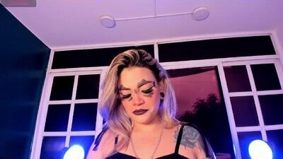 zihaadams_ public webcam profile photo 10