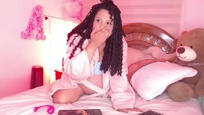 zoe_caroline