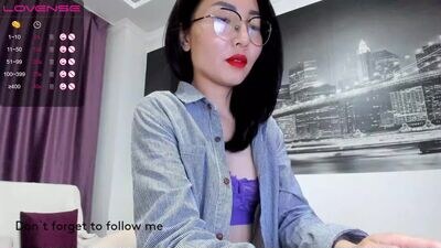 zoe_klark public webcam profile photo 3