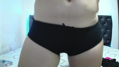 zoe_medina public webcam profile photo 4