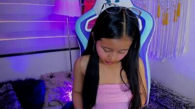 zoe_skyler public webcam profile photo 8