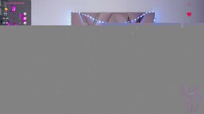 zoemina__ public webcam profile photo 2