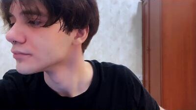 zombde32 public webcam profile photo 5