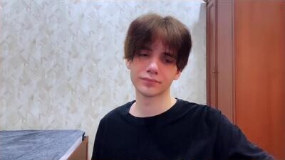 zombde32 public webcam profile photo 6