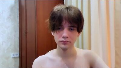 zombde32 public webcam profile photo 9
