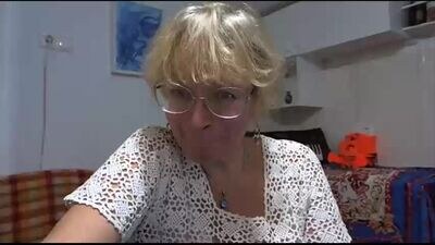 zosya1111 public webcam profile photo 7