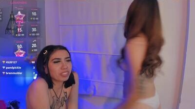 zowi_hottiee public webcam profile photo 6