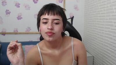 zowii_ public webcam profile photo 7