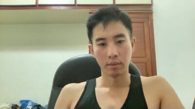 zseszsesz public webcam profile photo 2