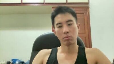 zseszsesz public webcam profile photo 3