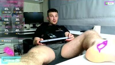 ztigrousz public webcam profile photo 5