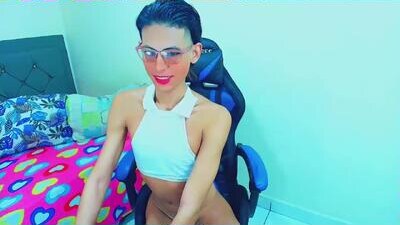 zulramth public webcam profile photo 7