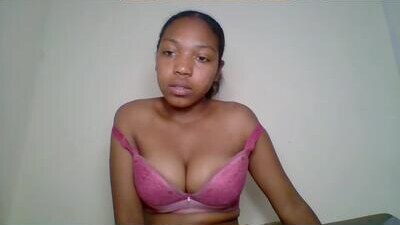 zyraelle_01 public webcam profile photo 8
