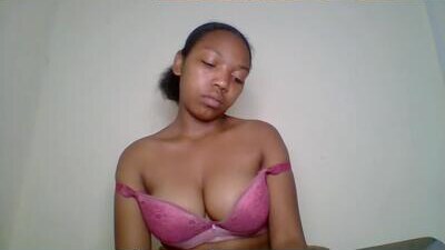 zyraelle_01 public webcam profile photo 10
