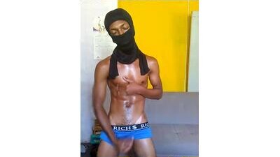 876tom public webcam profile photo 6