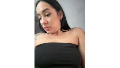 __iris__ public webcam profile photo 8