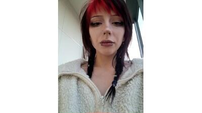 _Alice_0-0 public webcam profile photo 2