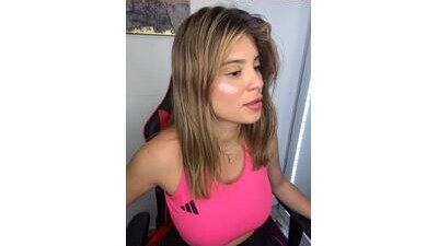 _alice_1 public webcam profile photo 8
