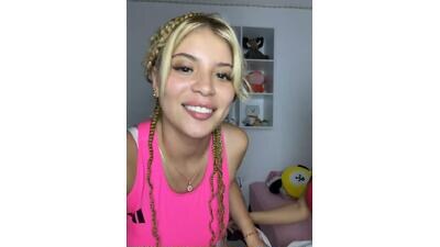 _alicee_1 public webcam profile photo 4