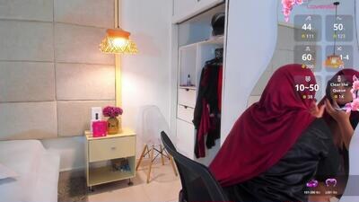 _anjum_ public webcam profile photo 2