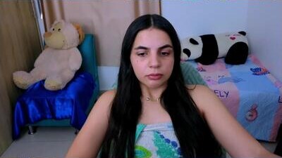 _elenna public webcam profile photo 10
