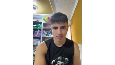 AdrianRinaldi public webcam profile photo 3