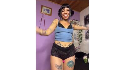 AlanaStormm public webcam profile photo 6