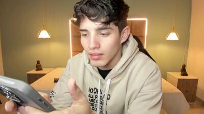 alejootwink public webcam profile photo 4