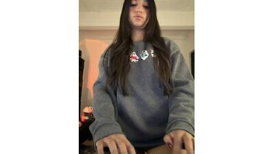 aly_golden_ public webcam profile photo 3