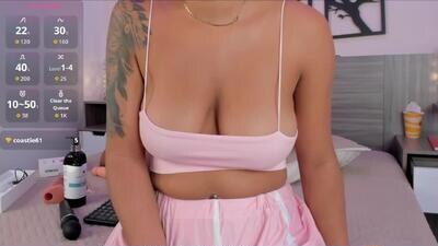 amaravelez public webcam profile photo 4