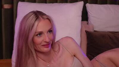 AmeliaAngel public webcam profile photo 5