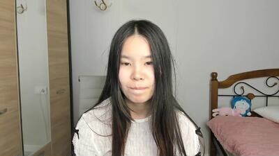 amiya_cute public webcam profile photo 8