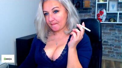 angel_devil_milf public webcam profile photo 5
