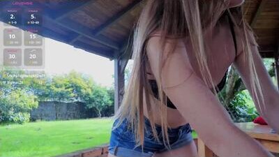 Angiehuston1 public webcam profile photo 6