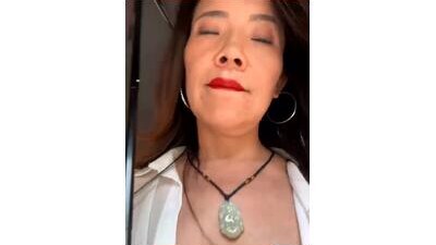 anna_yngs public webcam profile photo 8