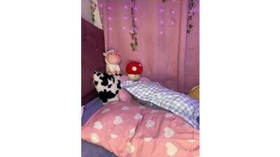 anni_ross public webcam profile photo 7