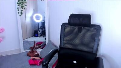 anniesofiia public webcam profile photo 8