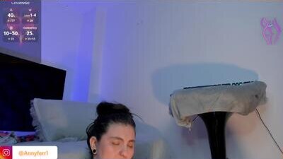 anny_ferrer1 public webcam profile photo 10