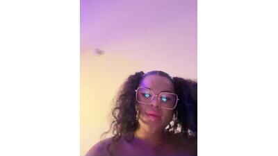 Antonella_03s public webcam profile photo 4
